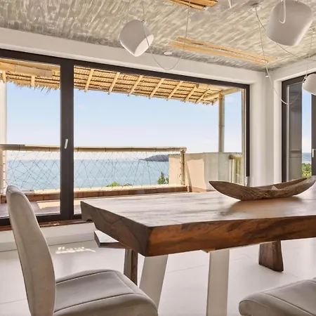 3 Bedrooms Design Lux 