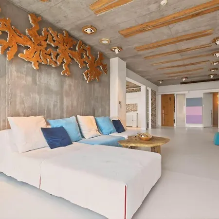 Apartman 3 Bedrooms Design Lux 