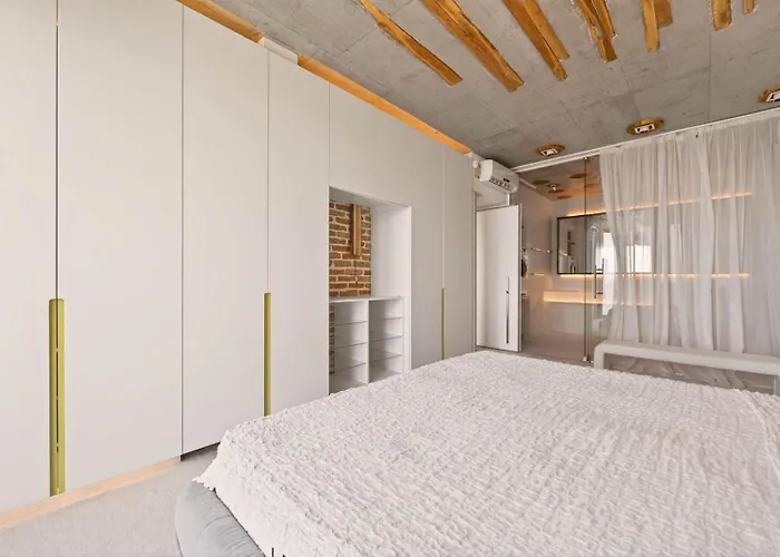 아파트 3 Bedrooms Design Lux 