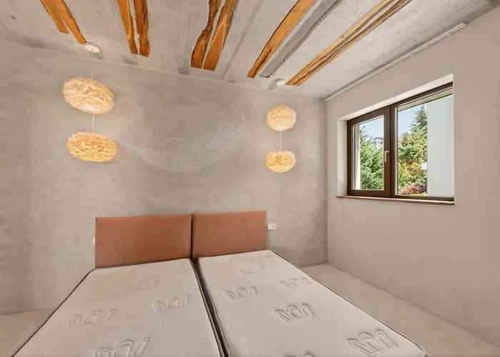 Apartment 3 Bedrooms Design Lux 