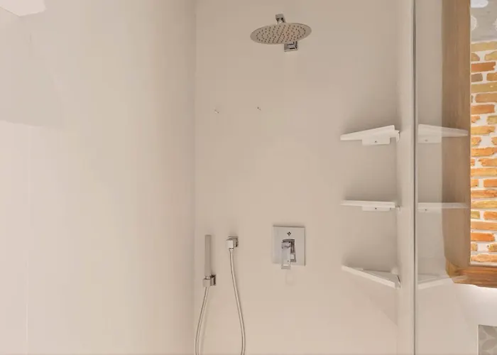 아파트 3 Bedrooms Design Lux 