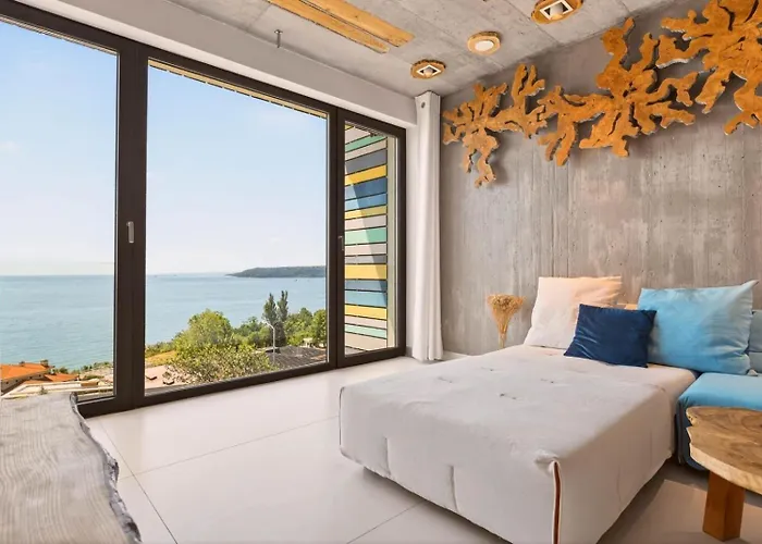 3 Bedrooms Design Lux 