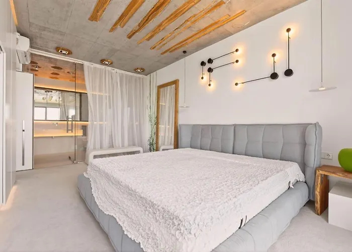 3 Bedrooms Design Lux 