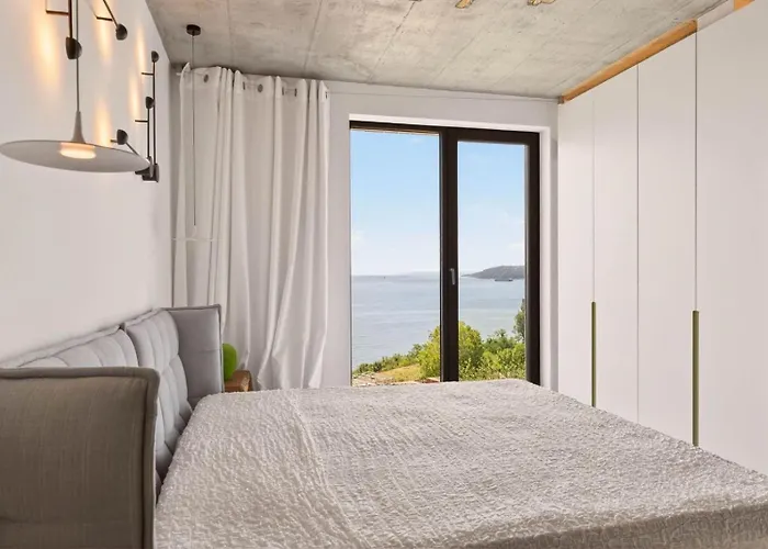 3 Bedrooms Design Lux 